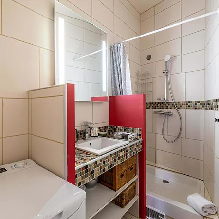 Apartment Le Forville Lumineux En Plein Centre, A Deux Pas Du Palais, Croisette Et Plages Cannes
